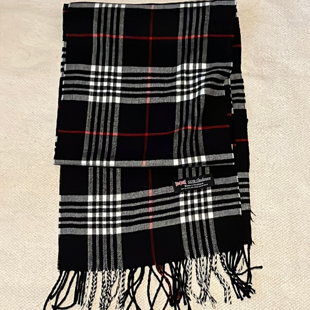100% Cashmere Plaid Scarf